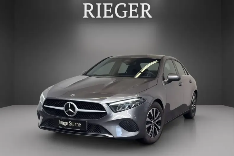 Mercedes-Benz A 180 din 2024 cu 18.911 km - oferta MER106893 - foto 1