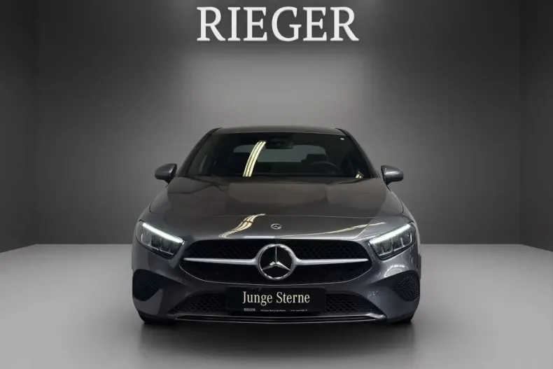 Mercedes-Benz A 180 din 2024 cu 18.911 km - oferta MER106893 - foto 2