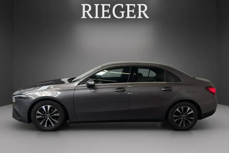 Mercedes-Benz A 180 din 2024 cu 18.911 km - oferta MER106893 - foto 5