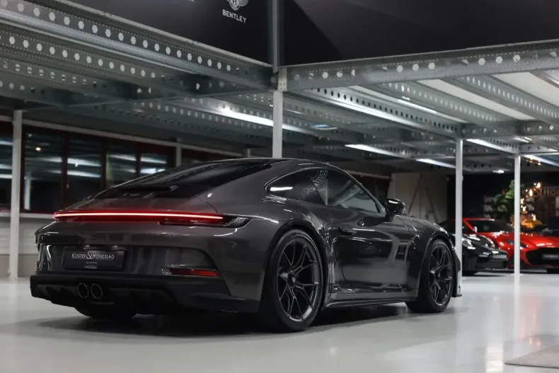 Porsche 992 din 2023 cu 5.528 km - oferta POR106895 - foto 2