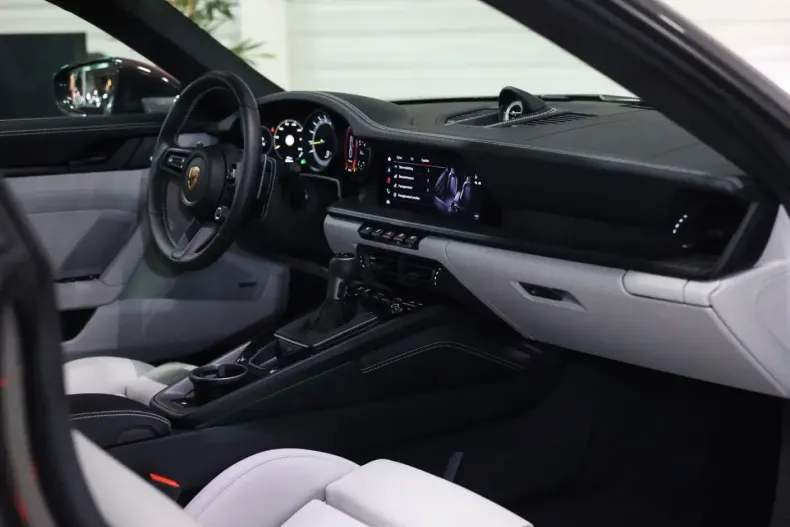 Porsche 992 din 2023 cu 5.528 km - oferta POR106895 - foto 23