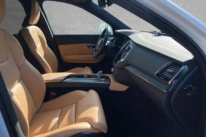 Volvo XC90 din 2024 cu 33.500 km - oferta VOL106911 - foto 4