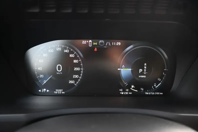 Volvo XC90 din 2021 cu 59.500 km - oferta VOL106913 - foto 23