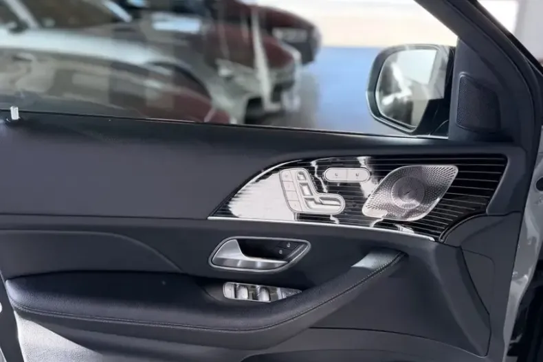 Mercedes-Benz GLE 350 din 2024 cu 54.899 km - oferta MER106919 - foto 9