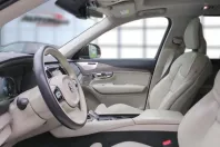 Volvo XC90 din 2021 cu 65.100 km - oferta VOL106920 - foto 8