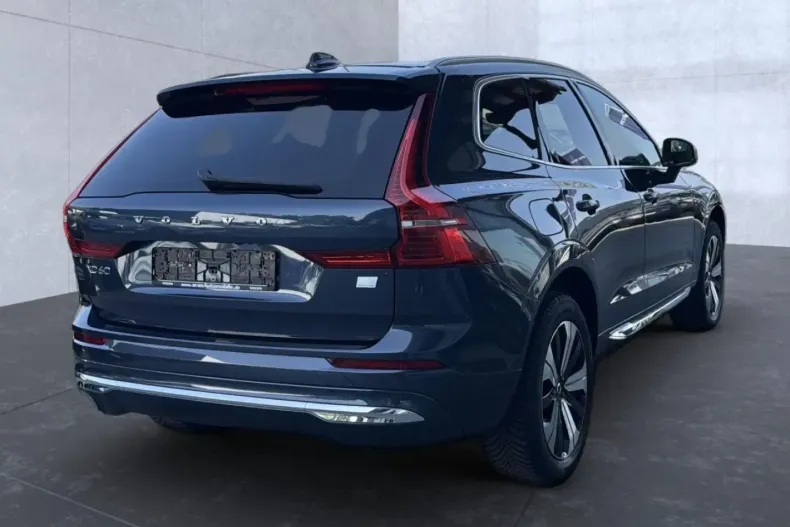 Volvo XC60 din 2023 cu 37.690 km - oferta VOL106921 - foto 4