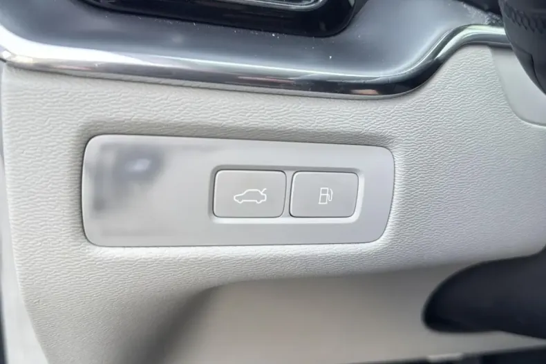 Volvo XC60 din 2023 cu 37.690 km - oferta VOL106921 - foto 12