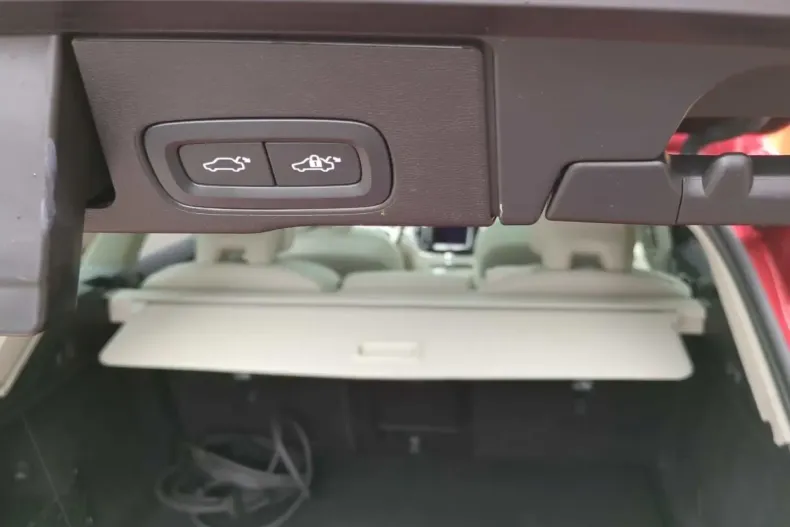 Volvo XC60 din 2021 cu 66.600 km - oferta VOL106922 - foto 7