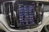 Volvo XC60 din 2021 cu 66.600 km - oferta VOL106922 - foto 15