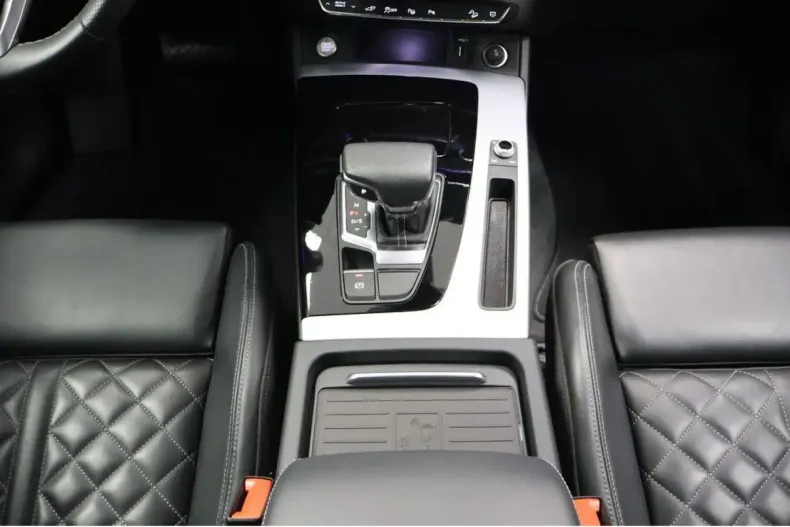 Audi Q5 din 2025 cu 15.167 km - oferta AUD106923 - foto 12