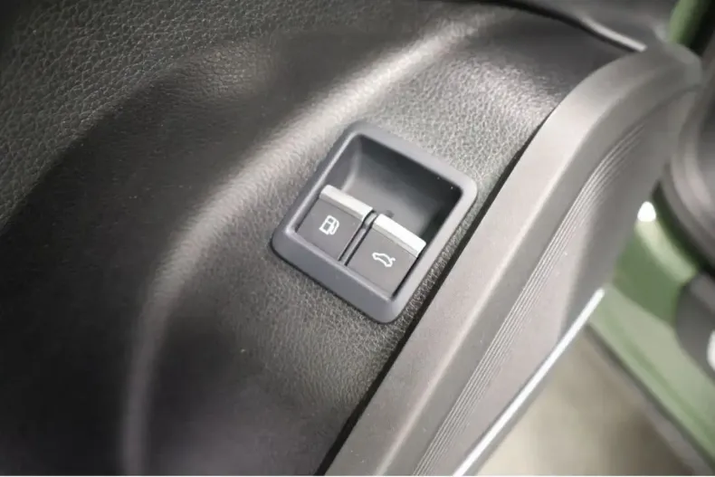 Audi Q5 din 2025 cu 15.167 km - oferta AUD106923 - foto 21