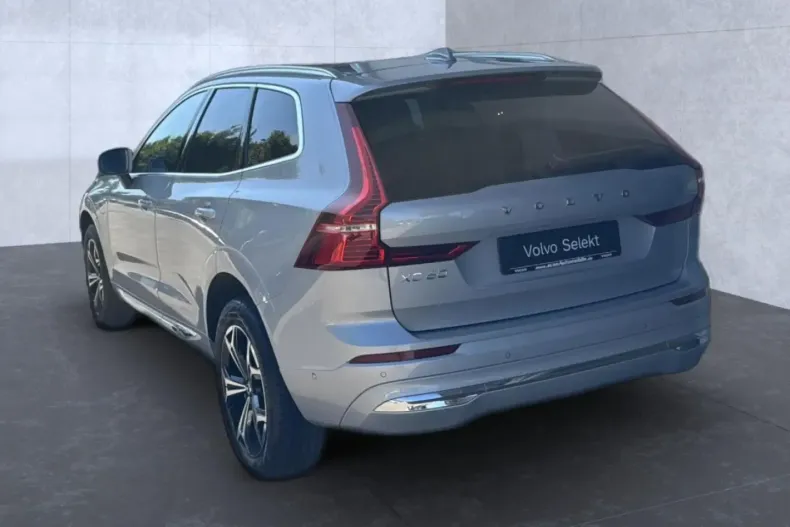 Volvo XC60 din 2022 cu 74.190 km - oferta VOL106928 - foto 3