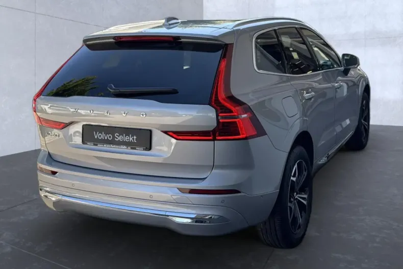 Volvo XC60 din 2022 cu 74.190 km - oferta VOL106928 - foto 4
