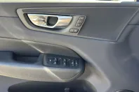 Volvo XC60 din 2022 cu 74.190 km - oferta VOL106928 - foto 6