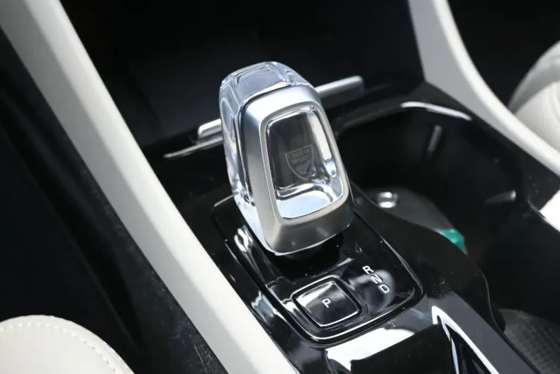 Volvo XC40 din 2022 cu 34.300 km - oferta VOL106929 - foto 16