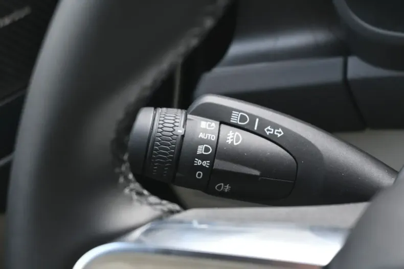 Volvo XC40 din 2022 cu 34.300 km - oferta VOL106929 - foto 17