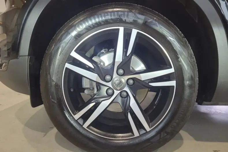 Volvo XC40 din 2022 cu 52.090 km - oferta VOL106933 - foto 12