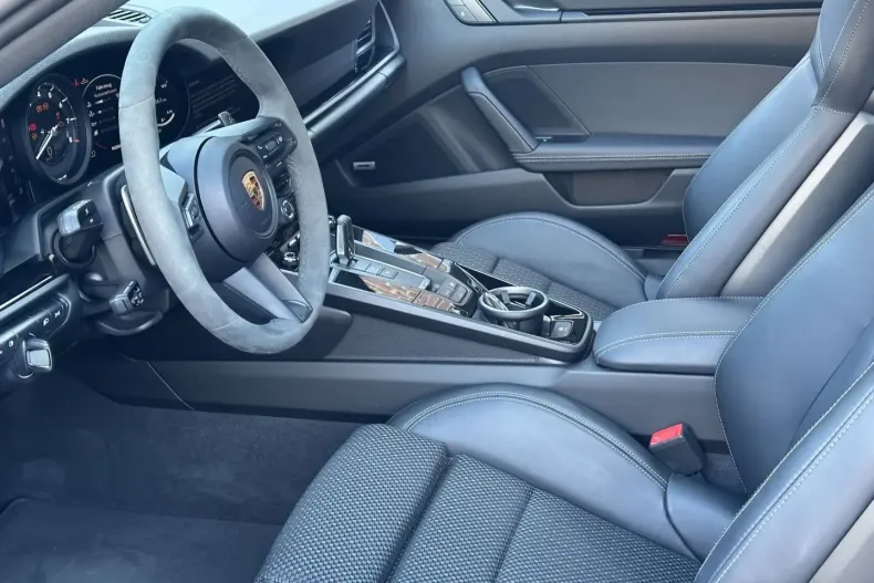 Porsche 992 din 2024 cu 8.900 km - oferta POR106939 - foto 20