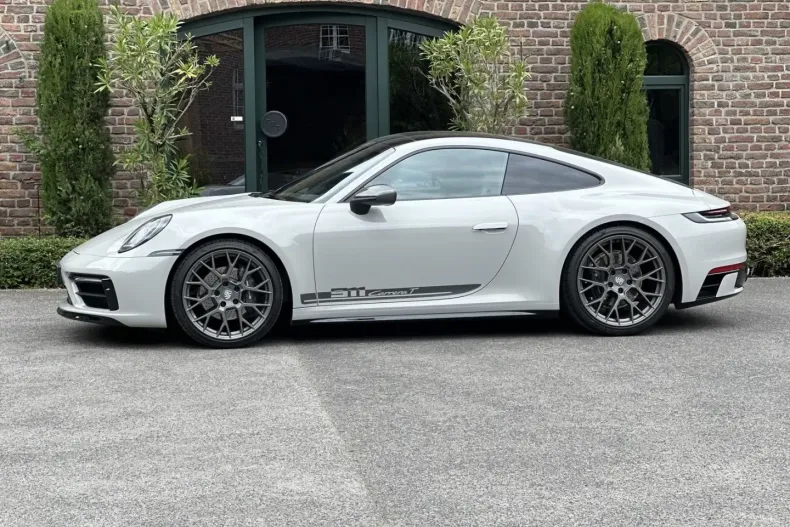 Porsche 992 din 2024 cu 8.900 km - oferta POR106939 - foto 21