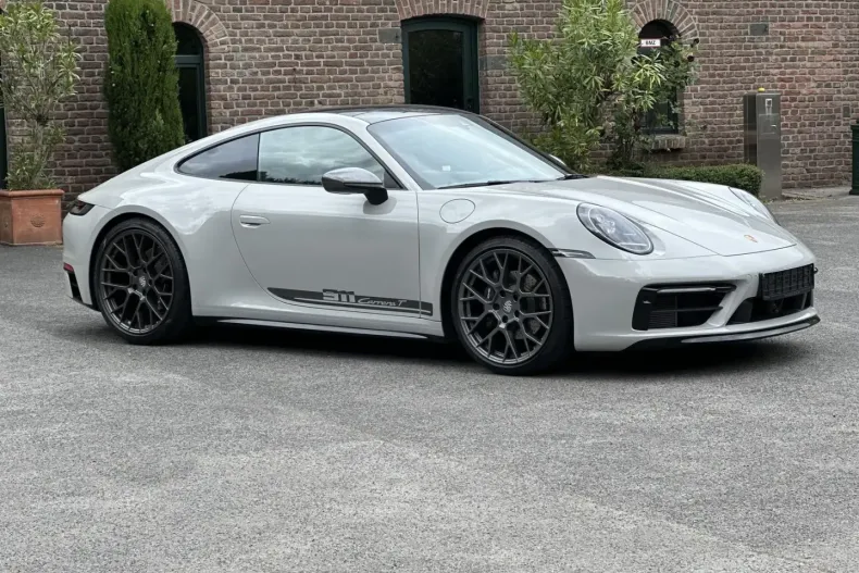 Porsche 992 din 2024 cu 8.900 km - oferta POR106939 - foto 23