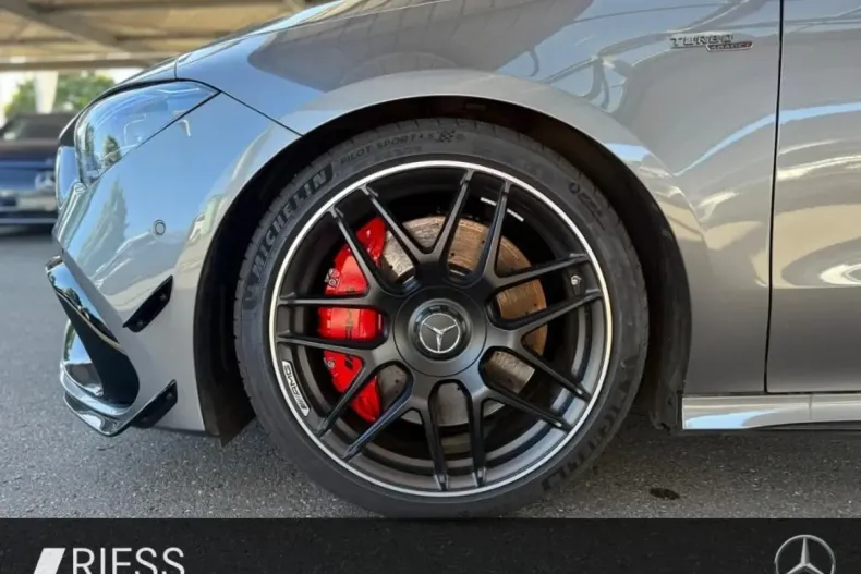 Mercedes-Benz CLA 45 AMG din 2024 cu 27.417 km - oferta MER106940 - foto 3