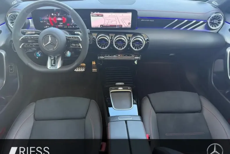 Mercedes-Benz CLA 45 AMG din 2024 cu 27.417 km - oferta MER106940 - foto 12