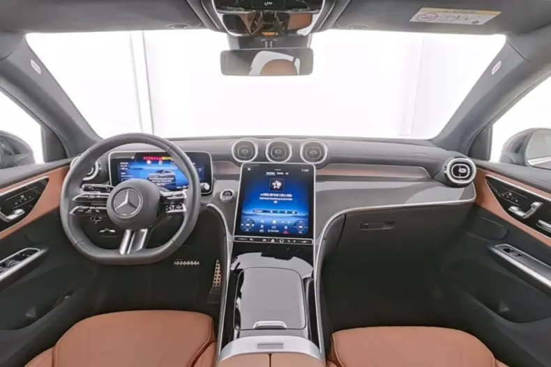 Mercedes-Benz GLC 300 din 2024 cu 14.900 km - oferta MER106941 - foto 7