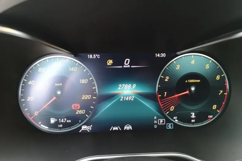 Mercedes-Benz C 180 din 2024 cu 21.700 km - oferta MER106942 - foto 11