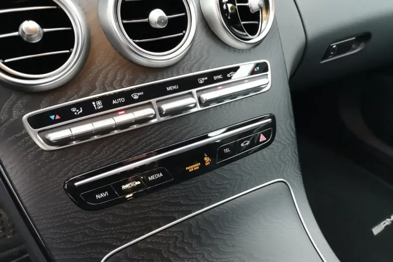 Mercedes-Benz C 180 din 2024 cu 21.700 km - oferta MER106942 - foto 13