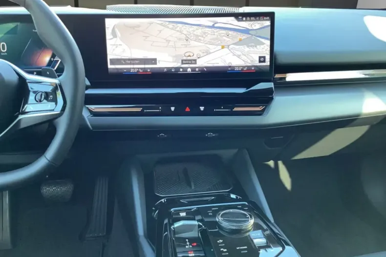 BMW 520 din 2024 cu 48.854 km - oferta BMW106963 - foto 8