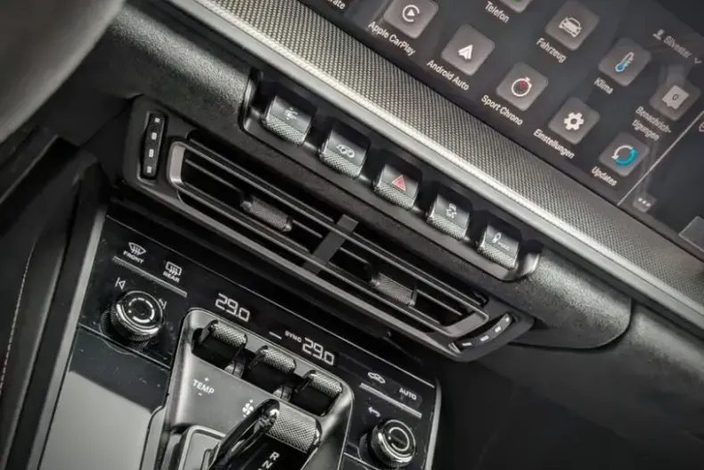 Porsche 992 din 2024 cu 1.318 km - oferta POR106975 - foto 7