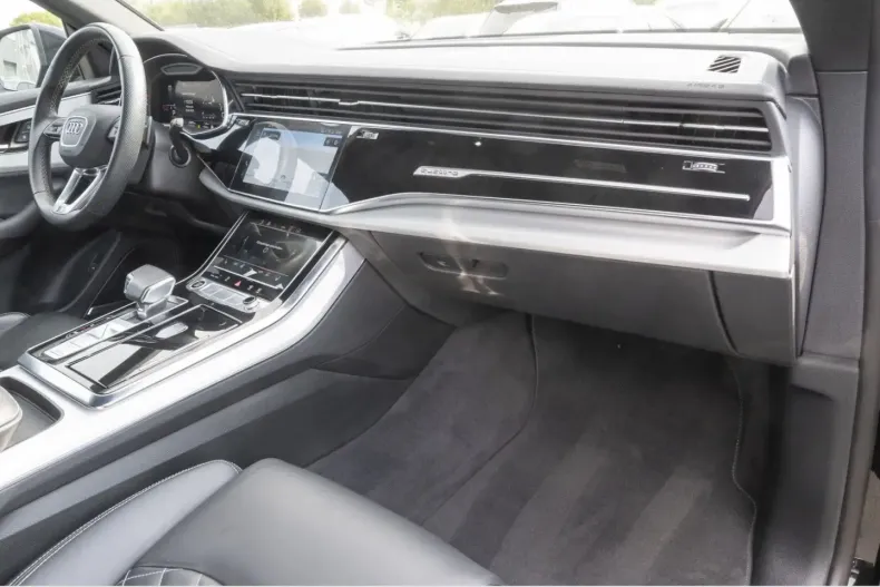 Audi Q8 din 2023 cu 29.899 km - oferta AUD106977 - foto 7