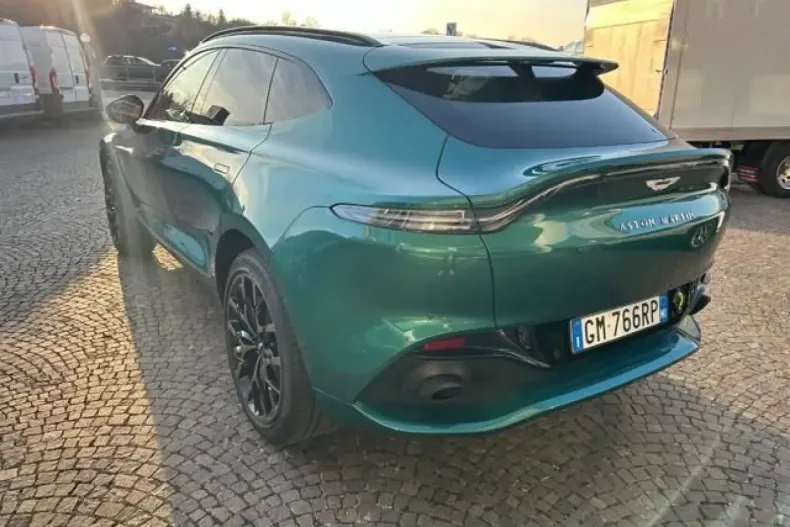 Aston Martin DBX din 2022 cu 14.700 km - oferta AST106985 - foto 4