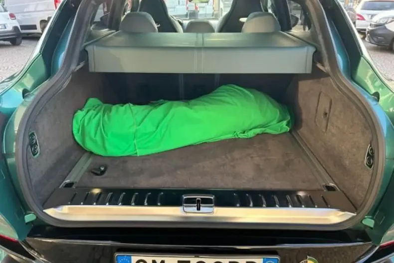 Aston Martin DBX din 2022 cu 14.700 km - oferta AST106985 - foto 6