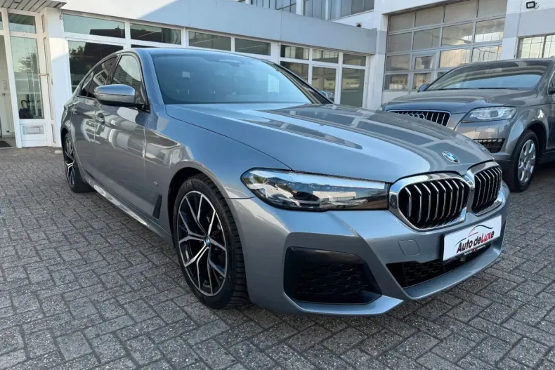 BMW 520 din 2023 cu 81.789 km - oferta BMW106991 - foto 3