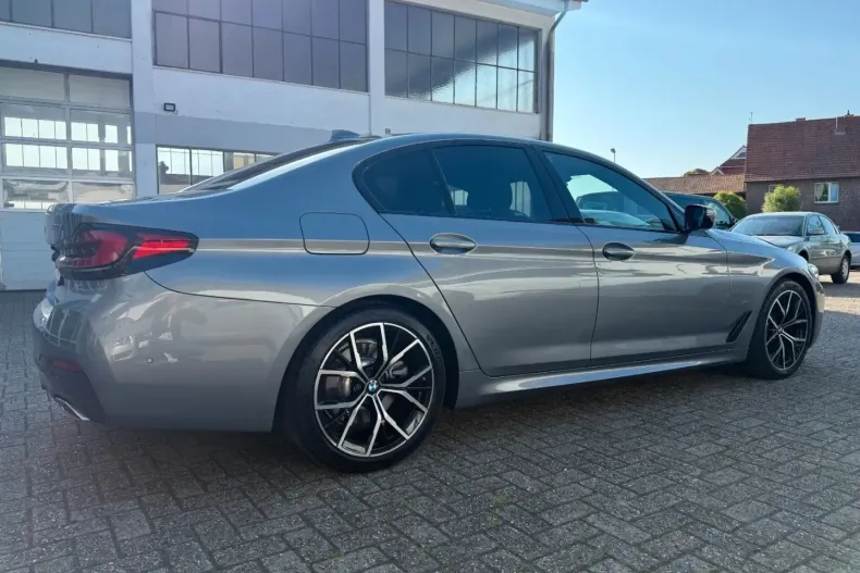 BMW 520 din 2023 cu 81.789 km - oferta BMW106991 - foto 4