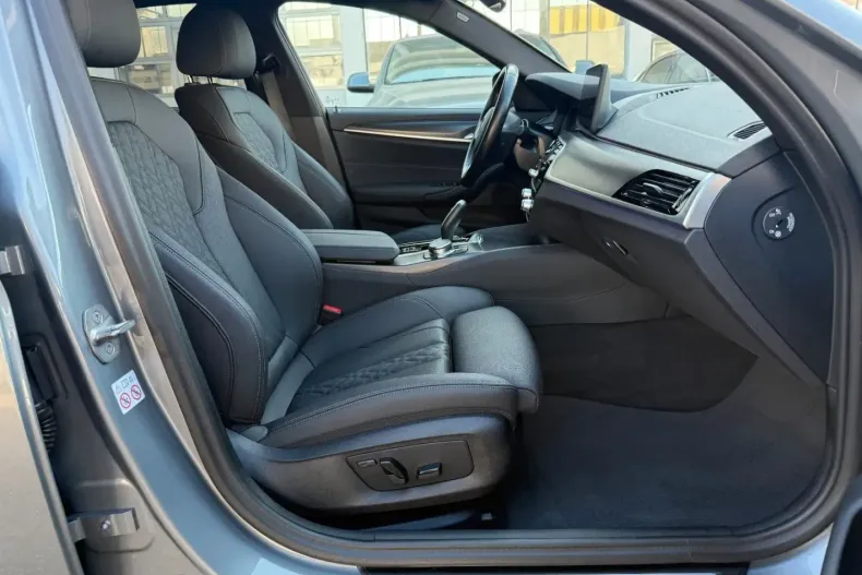 BMW 520 din 2023 cu 81.789 km - oferta BMW106991 - foto 10