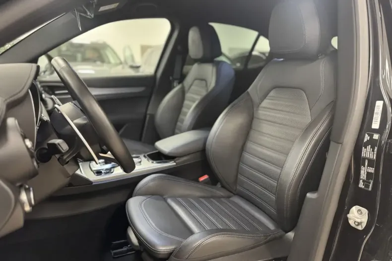 Alfa Romeo Stelvio din 2024 cu 49.330 km - oferta ALF106993 - foto 13