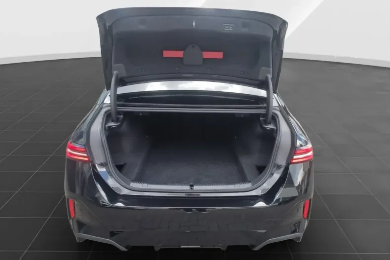 BMW 540 din 2024 cu 29.377 km - oferta BMW107000 - foto 13