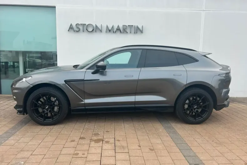 Aston Martin DBX din 2024 cu 11.900 km - oferta AST107001 - foto 6
