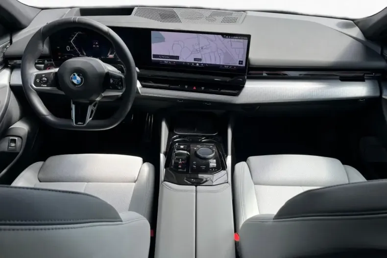 BMW 520 din 2024 cu 11.474 km - oferta BMW107002 - foto 9