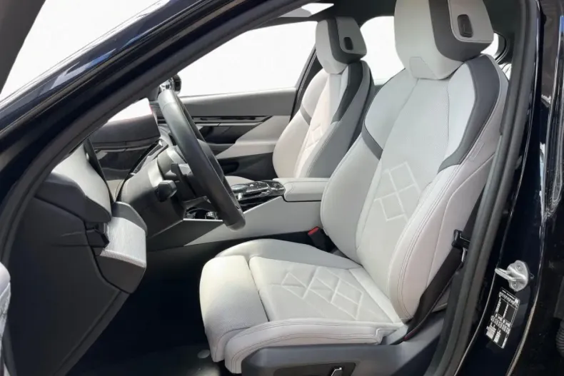 BMW 520 din 2024 cu 11.474 km - oferta BMW107002 - foto 10