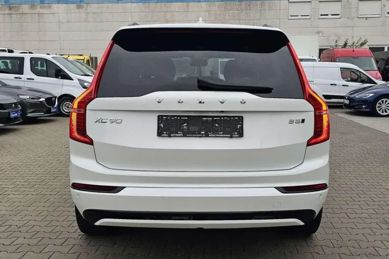 Volvo XC90 din 2023 cu 34.200 km - oferta VOL107008 - foto 5