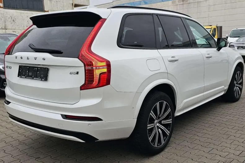 Volvo XC90 din 2023 cu 34.200 km - oferta VOL107008 - foto 6