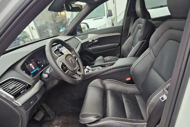 Volvo XC90 din 2023 cu 34.200 km - oferta VOL107008 - foto 15