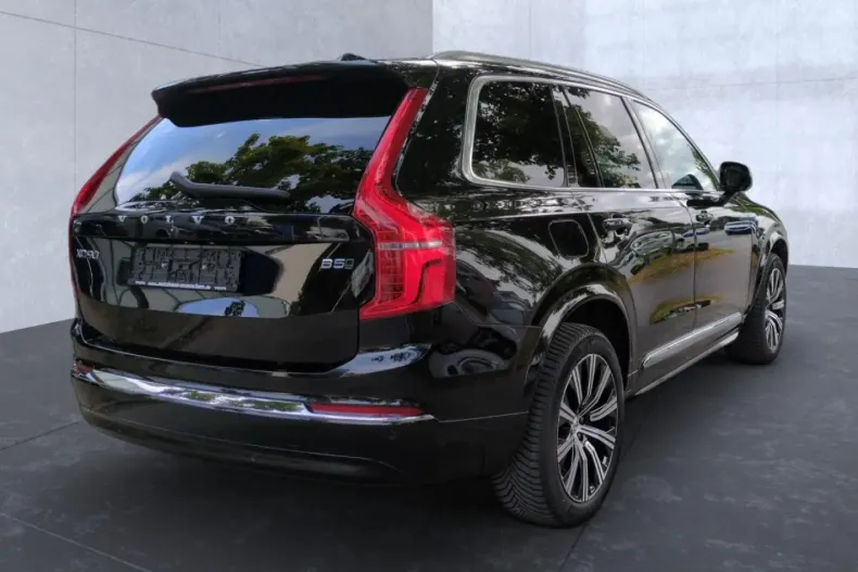 Volvo XC90 din 2023 cu 20.500 km - oferta VOL107009 - foto 3