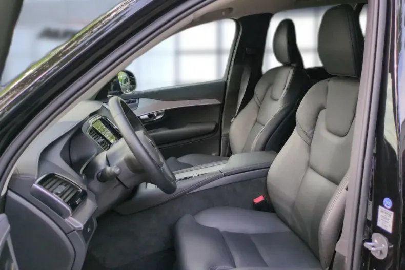 Volvo XC90 din 2023 cu 20.500 km - oferta VOL107009 - foto 7