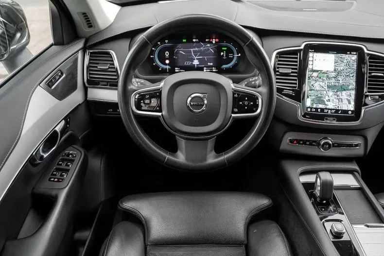Volvo XC90 din 2023 cu 63.200 km - oferta VOL107012 - foto 12