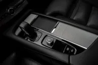 Volvo XC90 din 2023 cu 63.200 km - oferta VOL107012 - foto 20