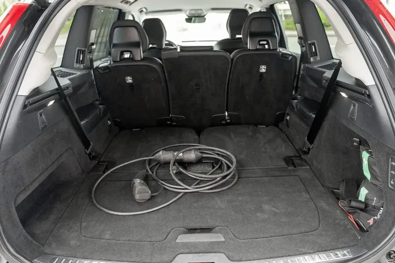 Volvo XC90 din 2023 cu 63.200 km - oferta VOL107012 - foto 28